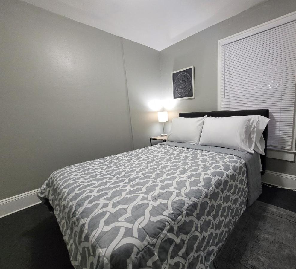 Two Bedroom Home In Beautiful Downtown Lakeland Exterior foto